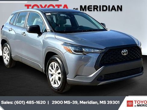 Used 2022 Toyota Corolla Cross L image 1