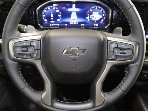 Used 2024 Chevrolet Silverado 1500 LT Trail Boss image 36