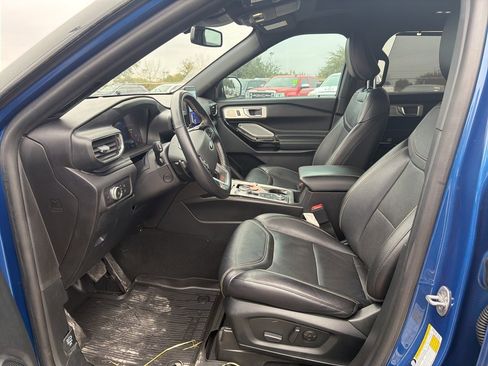 Used 2022 Ford Explorer ST w/ Equipment Group 401A image 7