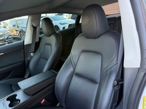 Used 2023 Tesla Model 3 Standard Range RWD image 38