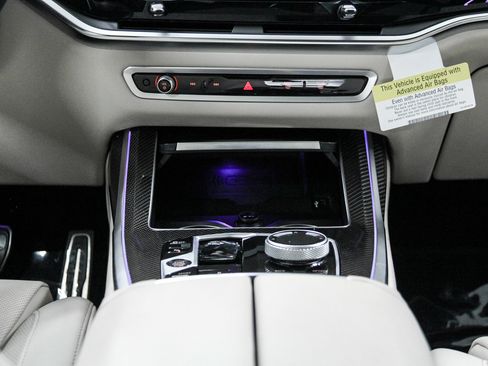 Used 2026 BMW X7 M60i AWD/4WD image 14