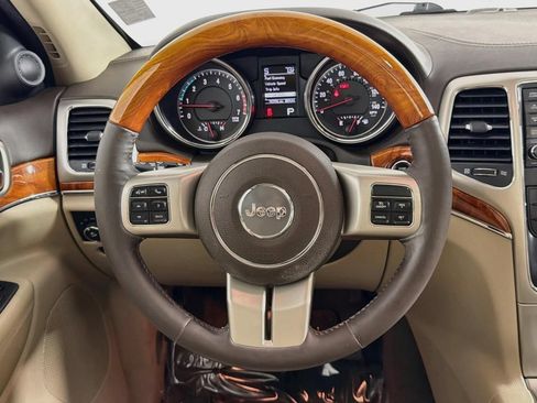 Used 2012 Jeep Grand Cherokee Overland AWD/4WD image 14