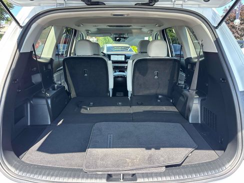 Used 2024 Kia Telluride S w/ S Sunroof Package AWD/4WD image 18