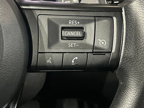 Used 2021 Nissan Rogue S AWD/4WD image 63