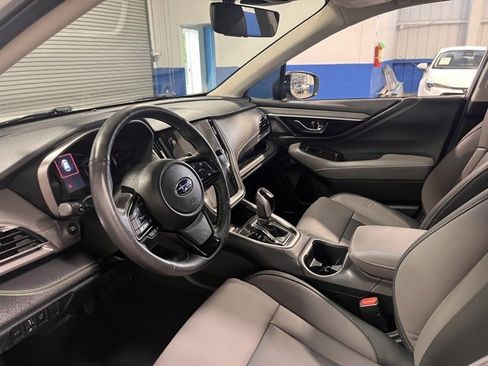 Used 2025 Subaru Outback Onyx Edition XT image 23