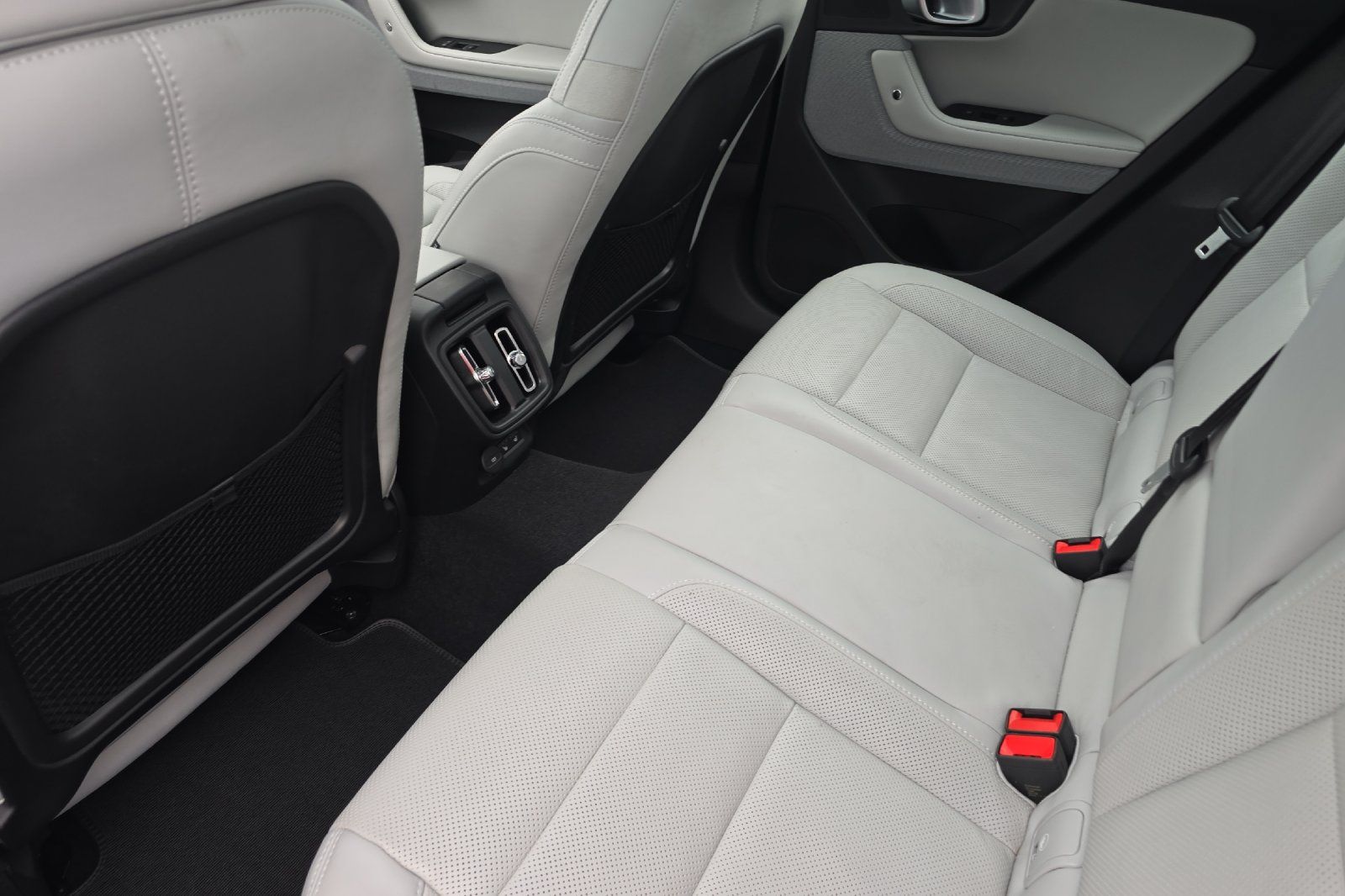 Used 2024 Polestar Polestar 2 AWD/4WD image 12