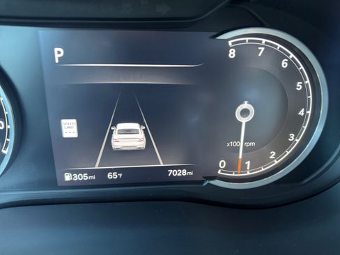 Used 2025 Genesis G70 3.3T Advanced w/ Sport Prestige Package image 11