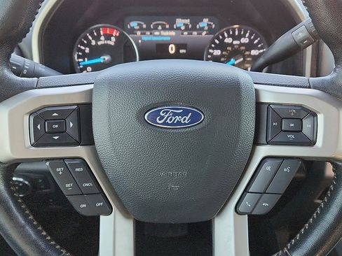 Used 2021 Ford F250 Lariat w/ Tremor Off-Road Package image 11