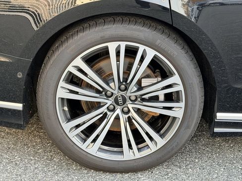 Certified 2022 Audi A8 L 3.0T w/ Executive Package image 26