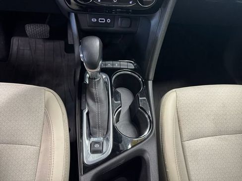 Used 2021 Buick Encore GX Select w/ Sport Touring Package AWD/4WD image 18