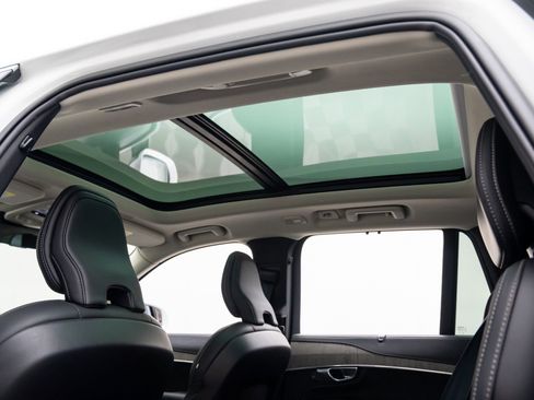 Used 2023 Volvo XC90 B6 Ultimate w/ Protection Package Premier image 19