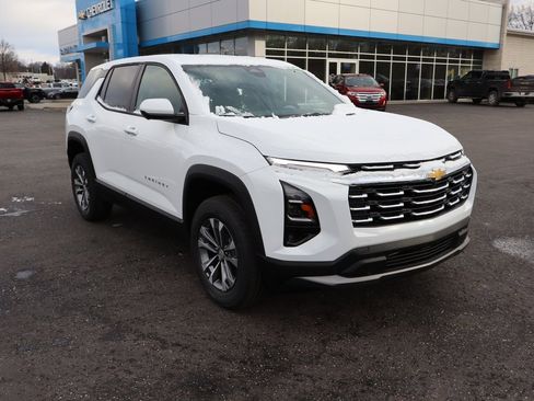 New 2026 Chevrolet Equinox LT w/ Safety and Technology Package image 2