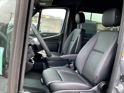 New 2026 Mercedes-Benz Sprinter 2500 image 9