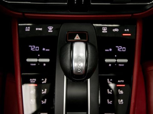 Used 2022 Porsche Macan S AWD/4WD image 20