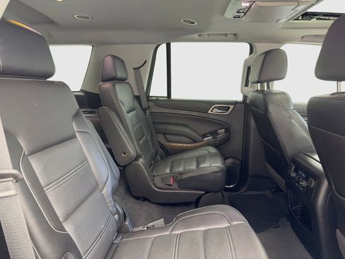 Used 2020 GMC Yukon Denali w/ Denali Premium Package RWD image 47