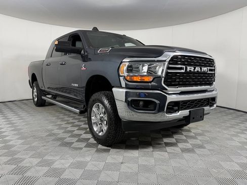 Used 2022 RAM 3500 Big Horn w/ Level 1 Equipment Group AWD/4WD image 3