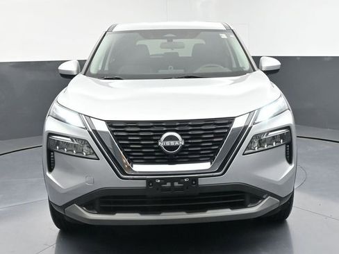 Used 2023 Nissan Rogue SV image 40