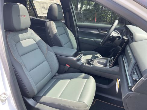 New 2026 GMC Terrain AT4 w/ Convenience Package III image 62