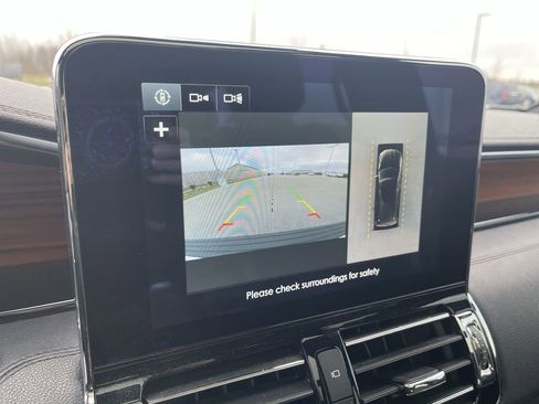 Used 2019 Lincoln Navigator L Reserve image 28