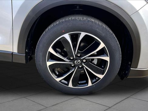 Used 2023 MAZDA CX-5 AWD 2.5 S w/ Premium Package image 11