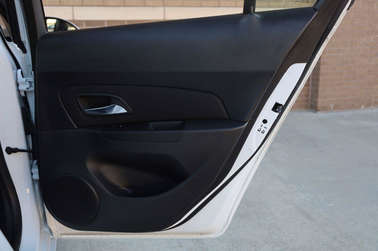 Used 2015 Chevrolet Cruze LT FWD image 22