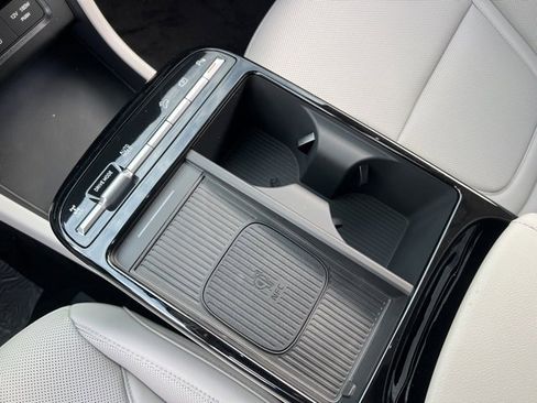 New 2026 Hyundai Tucson Limited image 25