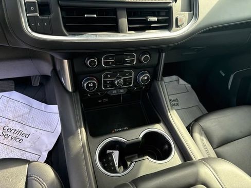 Used 2023 Chevrolet Tahoe Z71 AWD/4WD image 28