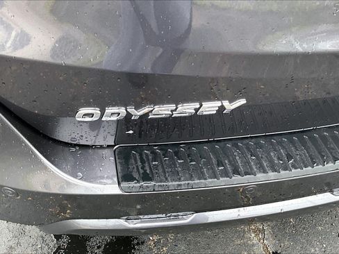 Used 2026 Honda Odyssey Touring image 6