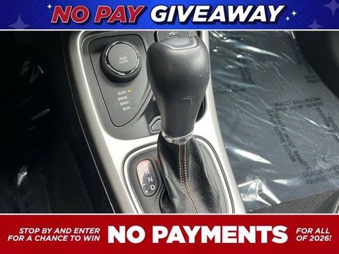 Used 2020 Jeep Compass Latitude w/ Popular Equipment Group image 17