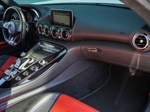 Used 2018 Mercedes-Benz AMG GT S image 20