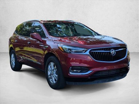 Used 2021 Buick Enclave Essence w/ Sound and Sites Package FWD image 3