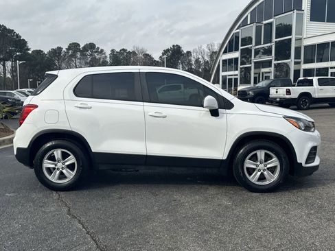 Used 2020 Chevrolet Trax LS w/ Tint and Cruise Package image 11