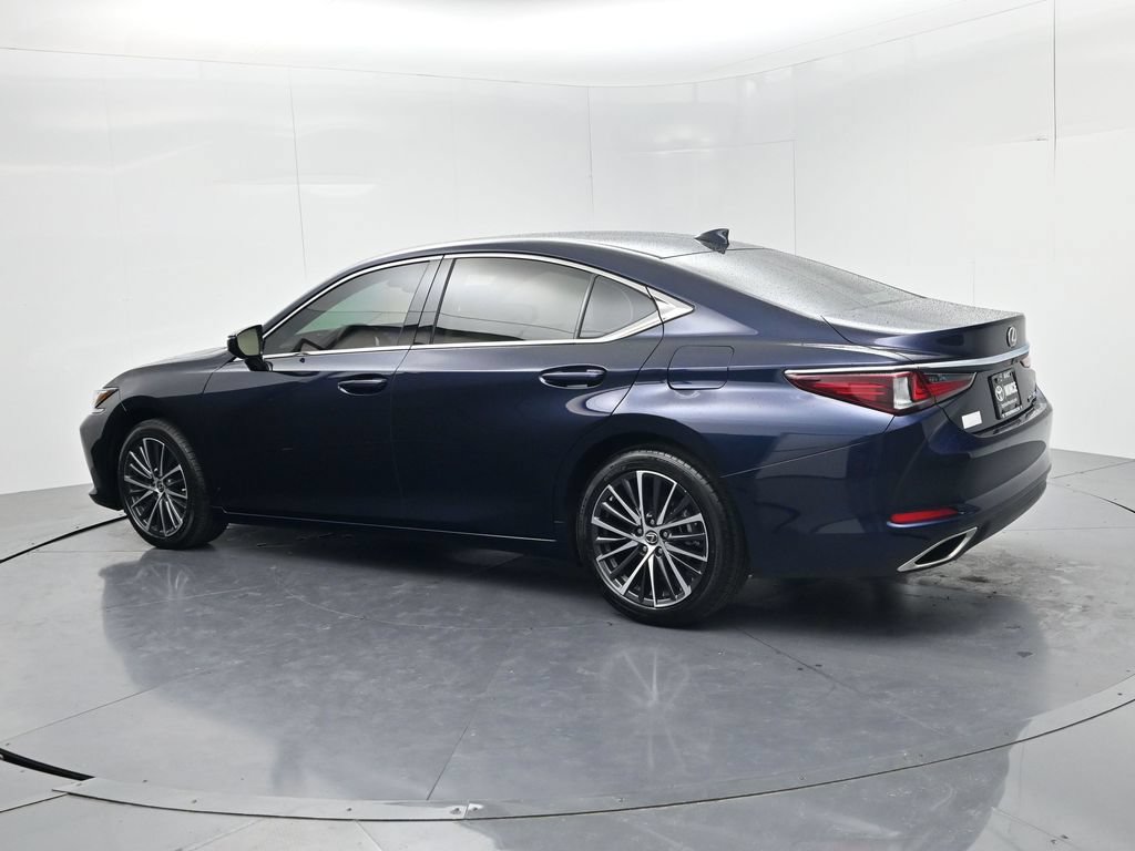 Used 2025 Lexus ES 350 w/ Premium Package FWD image 5