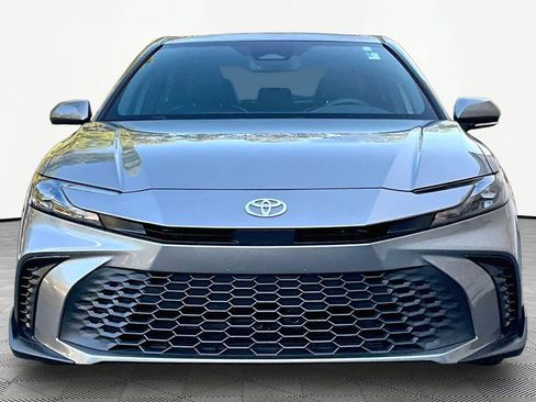 Used 2025 Toyota Camry SE w/ Multimedia Upgrade Package FWD image 4
