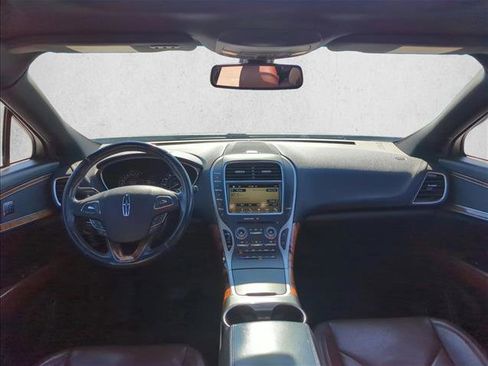 Used 2016 Lincoln MKX Reserve w/ Climate Package image 16