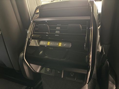 New 2025 Land Rover Range Rover Sport Dynamic SE image 37