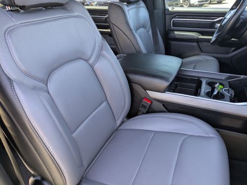 Used 2023 RAM 1500 Big Horn AWD/4WD image 10