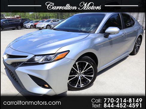 Used 2018 Toyota Camry SE w/ Convenience Package image 1