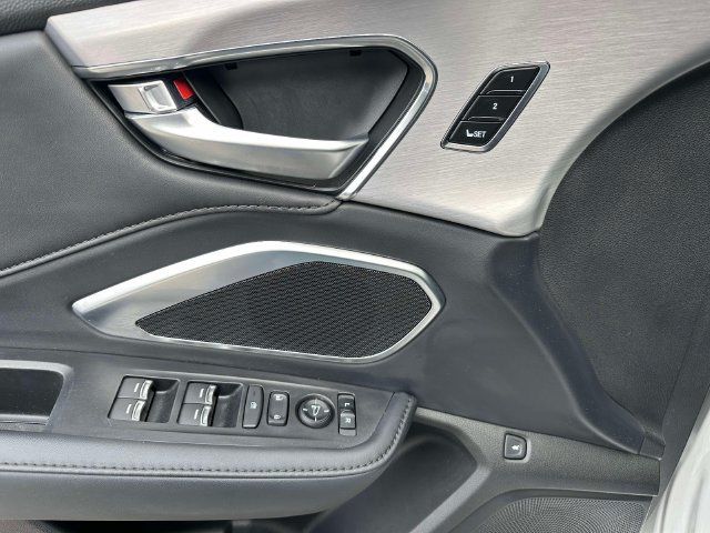 Used 2024 Acura RDX SH-AWD image 14