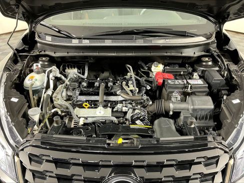 Used 2024 Nissan Kicks SR FWD image 29