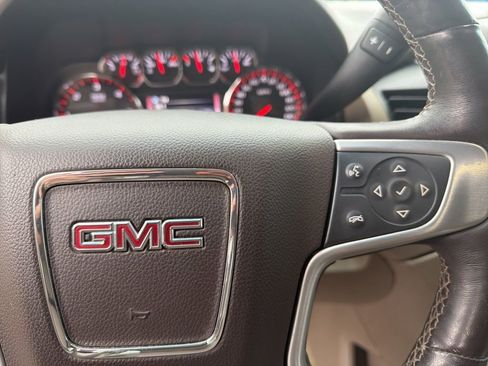 Used 2016 GMC Yukon SLT image 27