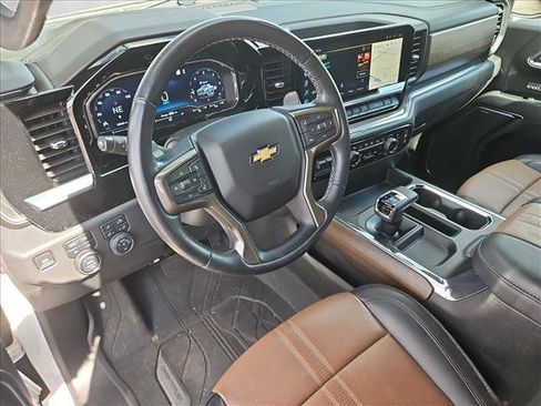 Used 2023 Chevrolet Silverado 1500 High Country w/ High Country Premium Package AWD/4WD image 12