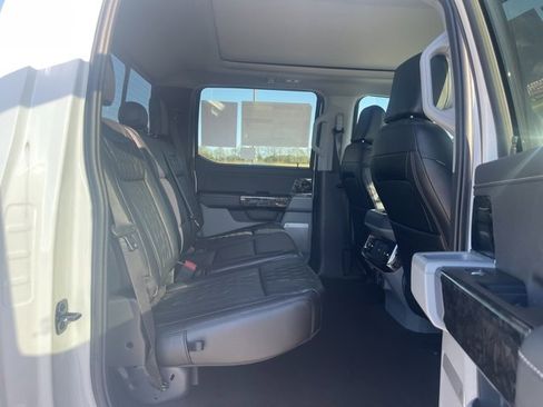 New 2024 Ford F250 XLT w/ XLT Premium Package image 34