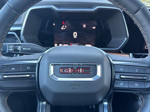 New 2023 GMC Canyon AT4 w/ AT4 Premium Package AWD/4WD image 35