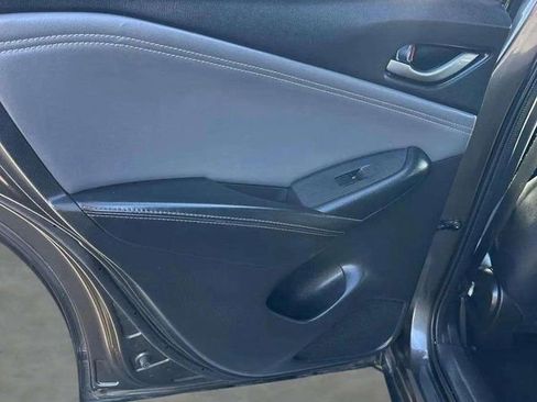 Used 2019 MAZDA CX-3 Touring image 18