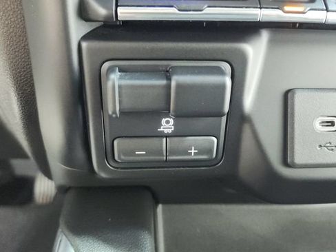 Used 2020 GMC Sierra 1500 Elevation w/ Elevation Value Package AWD/4WD image 34