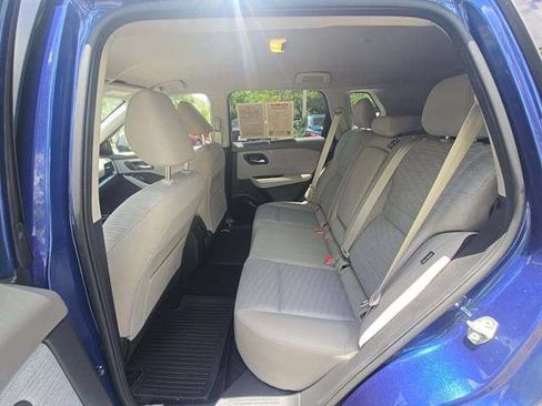 Used 2022 Nissan Rogue SV FWD image 12