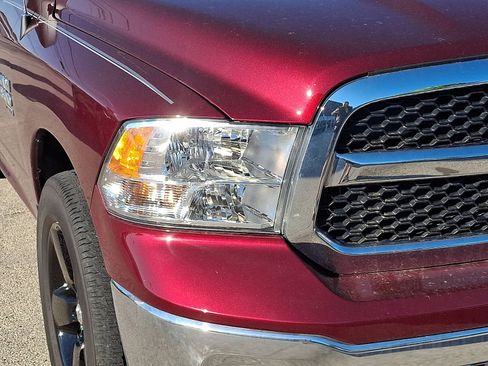 Used 2024 RAM 1500 Classic SLT AWD/4WD image 9