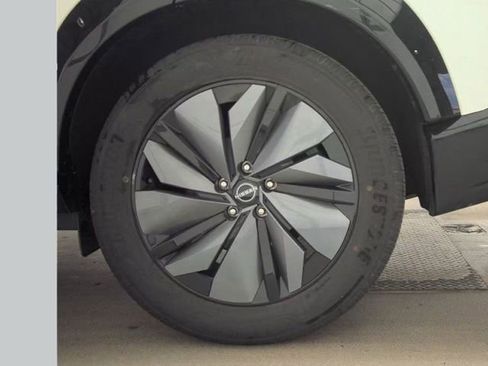 Used 2024 Nissan Ariya AWD image 19