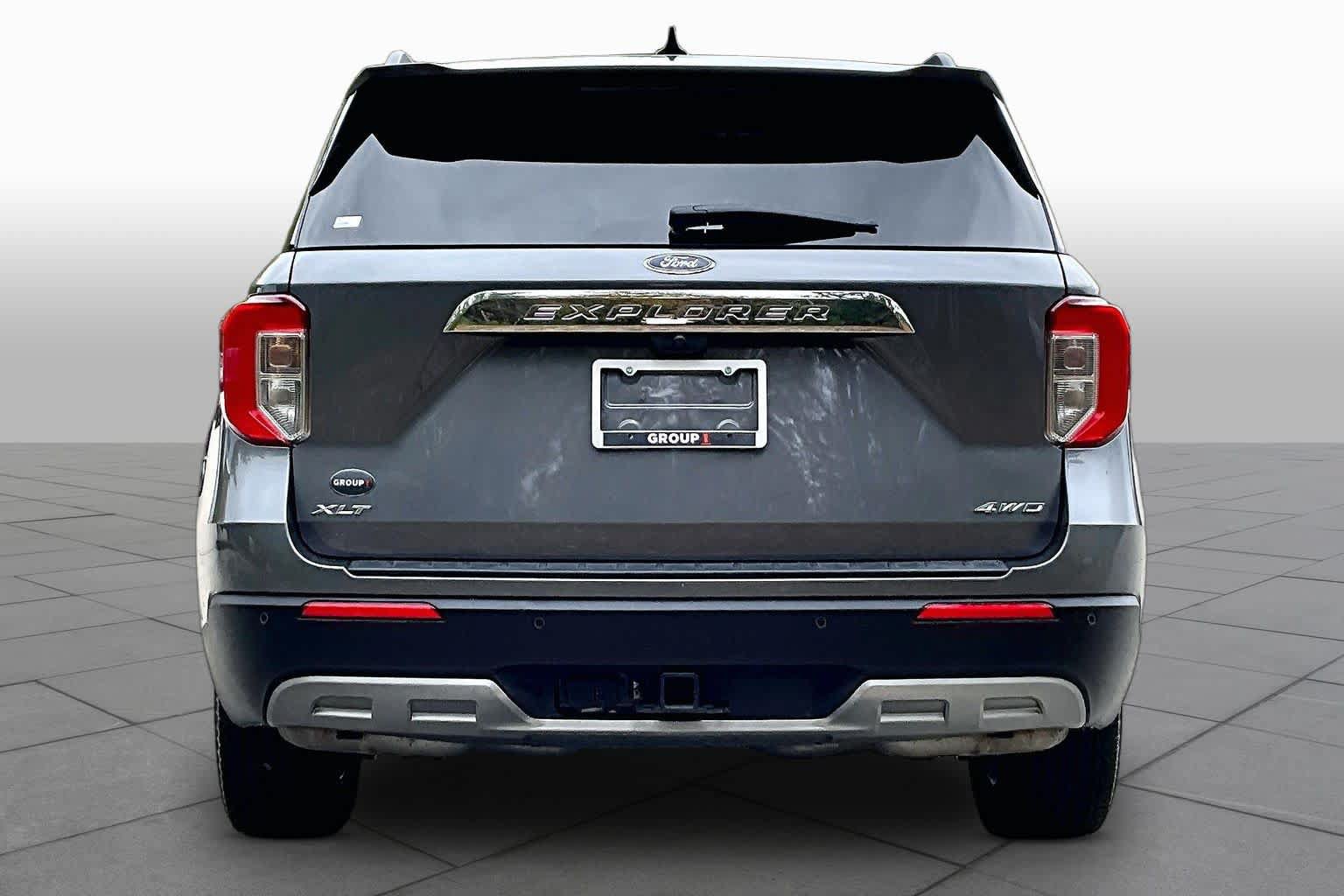 Certified 2023 Ford Explorer XLT w/ Equipment Group 202A AWD/4WD image 5